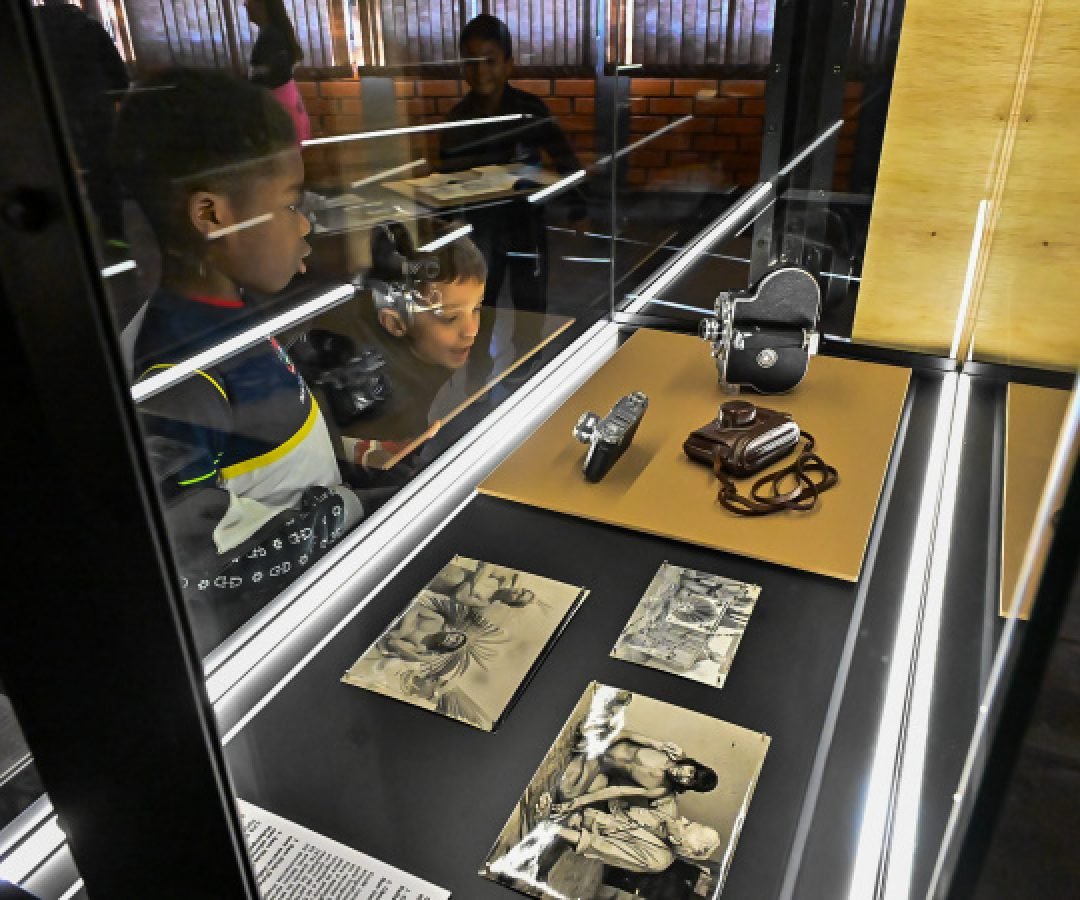 Patrimônio, memória e descoberta: 200 alunos visitam o Museu Satélite de Pato Branco