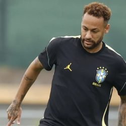 1782157707_18JUN2026TREINOREDBULL31NEYMAR-e1781826427497.jpg