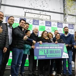 Estado entrega reforma e quadra coberta aguardada há anos em escola de Pinhais
