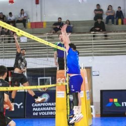 Apoiado pelo Estado, projeto Colombo Vôlei abre inscrições para 150 adolescentes