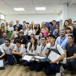 Alunos do Paraná recebem 65 medalhas da Olimpíada Nacional de Inteligência Artificial