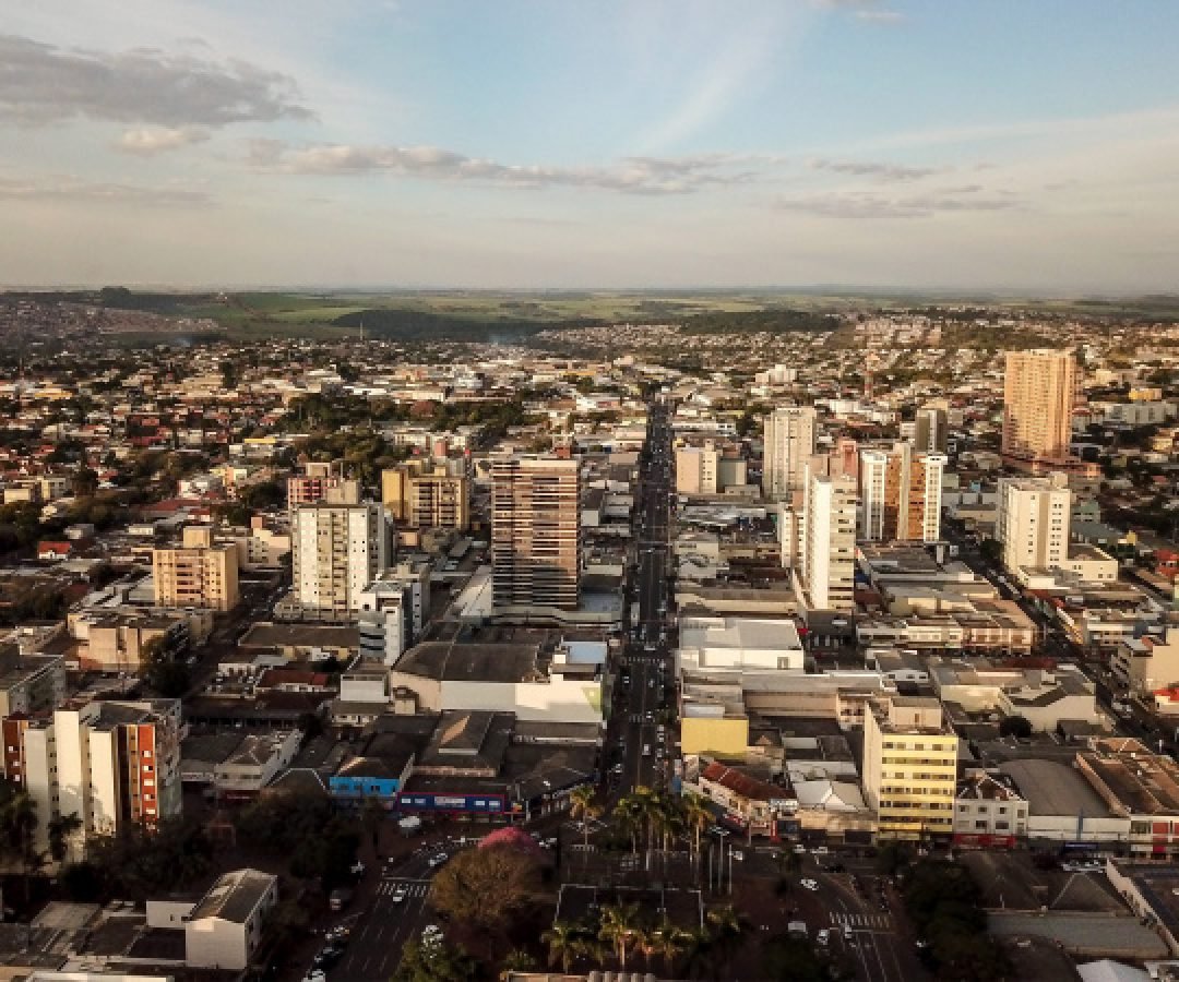 Número de novas empresas cresce 15% em fevereiro no Paraná, aponta Junta Comercial