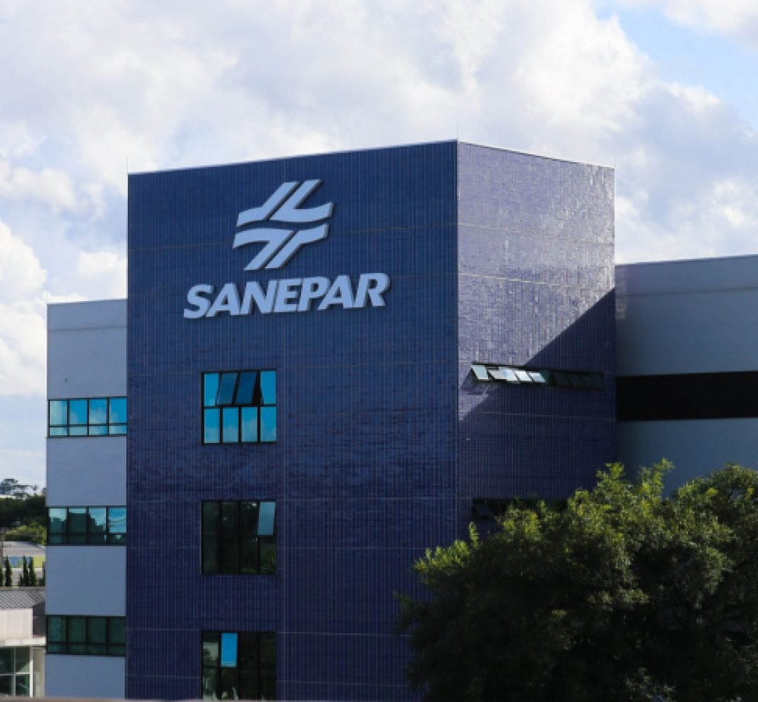 Recursos recuperados pela Sanepar na Justiça serão usados para reduzir tarifas e ampliar investimentos