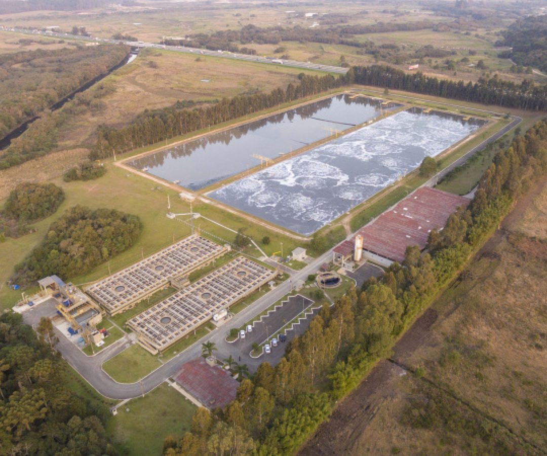 Sanepar ampliará usina de biogás e estações de tratamento com financiamento de banco alemão