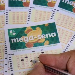 Mega-Sena sorteia prêmio de R$ 100 milhões nesta sexta-feira
