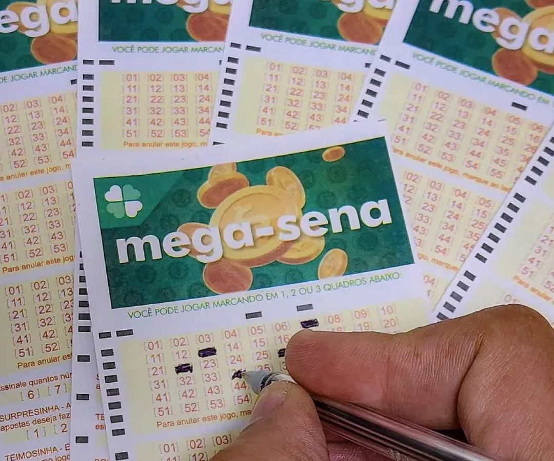 Mega-Sena sorteia prêmio de R$ 100 milhões nesta sexta-feira