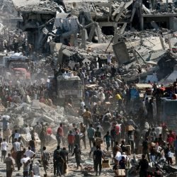 Israel retoma ataques a Gaza e suspende ajuda humanitária