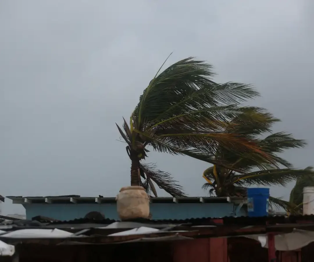 2025-10-27t001324z_687585981_rc2rjhabtbbr_rtrmadp_3_storm-melissa