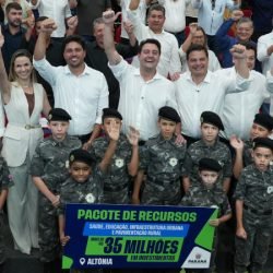 Governador libera R$ 35 milhões para obras urbanas, estradas rurais e maquinários em Altônia