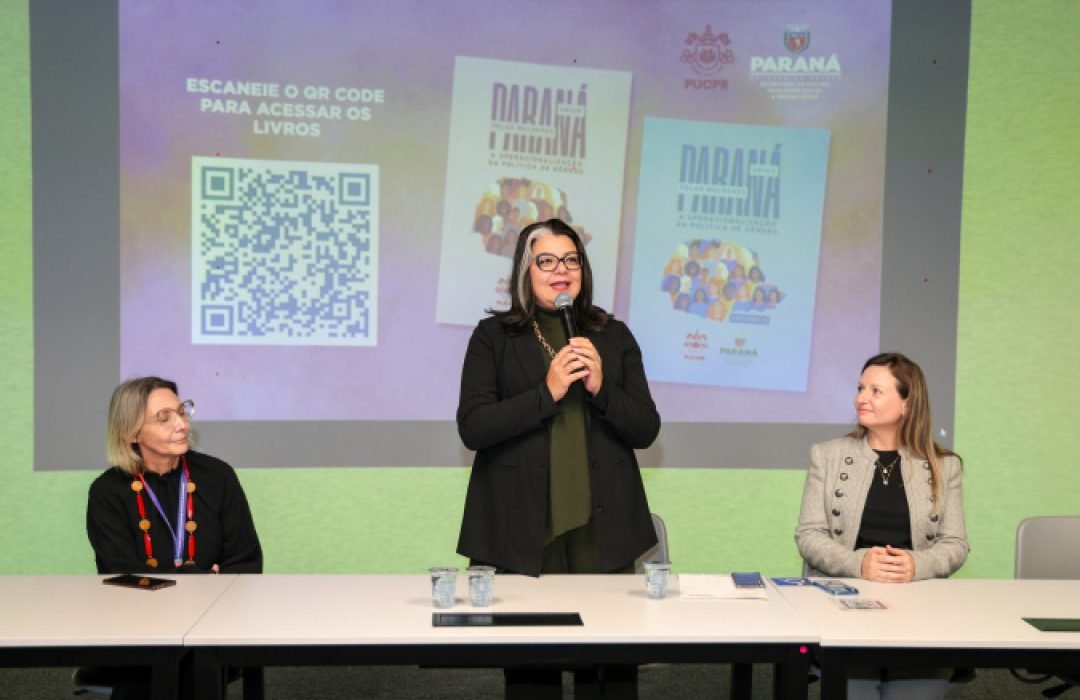 Paraná lança livro com experiências de políticas públicas voltadas às mulheres