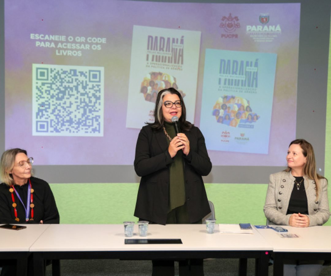 Paraná lança livro com experiências de políticas públicas voltadas às mulheres