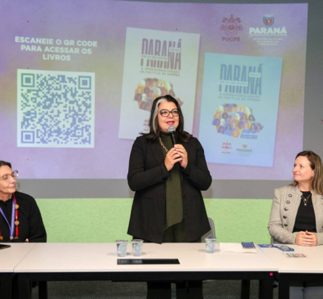 Paraná lança livro com experiências de políticas públicas voltadas às mulheres