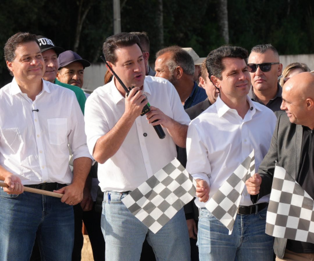 Governador libera primeiros 8 quilômetros da duplicação em concreto da PRC-466 entre Pitanga e Turvo