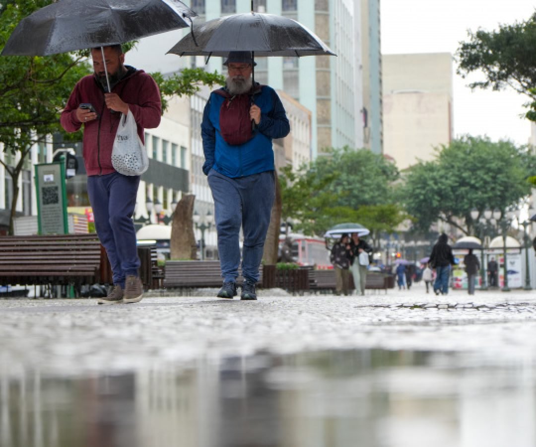 Simepar prevê tempestades nas regiões Oeste e Norte do Paraná entre quinta e sexta-feira