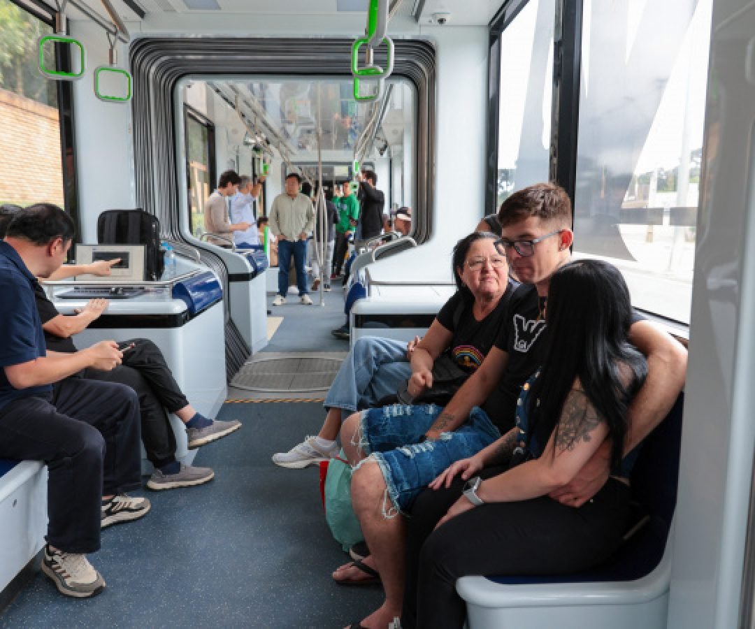 Bonde Urbano Digital inicia operação completa e empolga passageiros da RMC