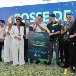 Estado reforça sistema de agricultura com 324 servidores e entrega de 250 veículos