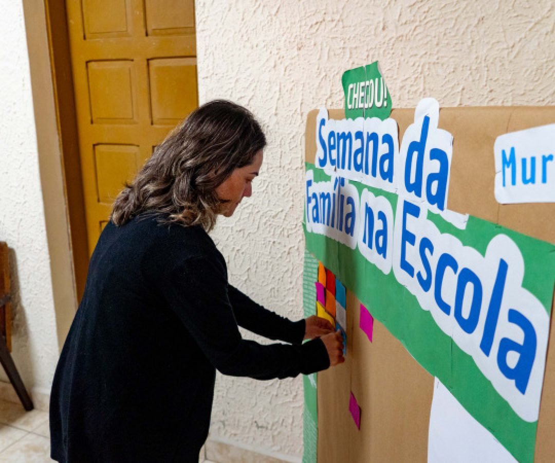 Semana da Família na Escola mobiliza pais e responsáveis em mais de 2 mil colégios estaduais
