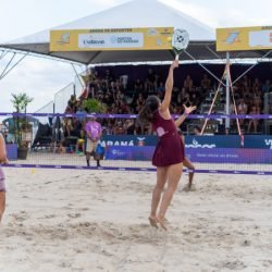 Mundial de Beach Tennis encerra arena Verão Maior de Caiobá com público recorde