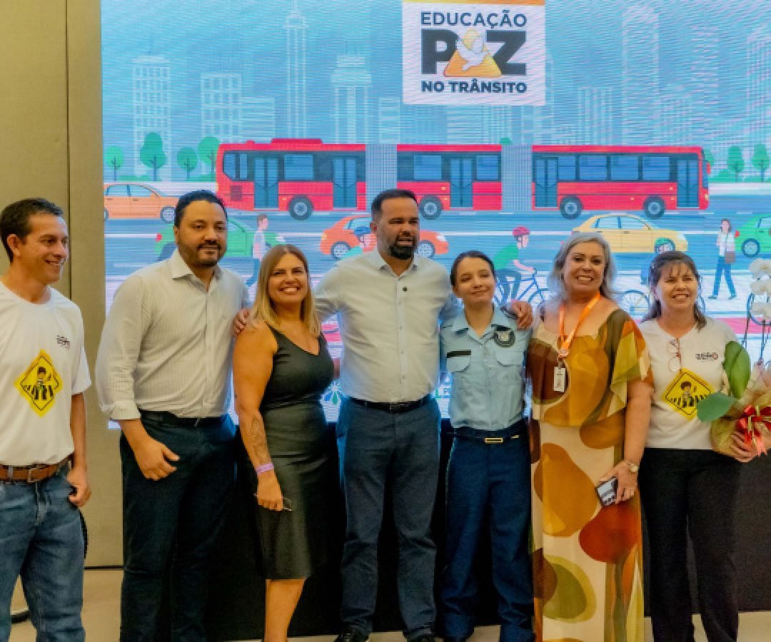 Guigui Terres: escolas, alunos e professores recebem prêmios por educação no trânsito
