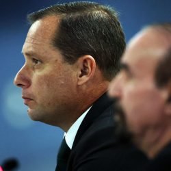 Moraes manda Cid tirar tornozeleira e cumprir pena em regime aberto