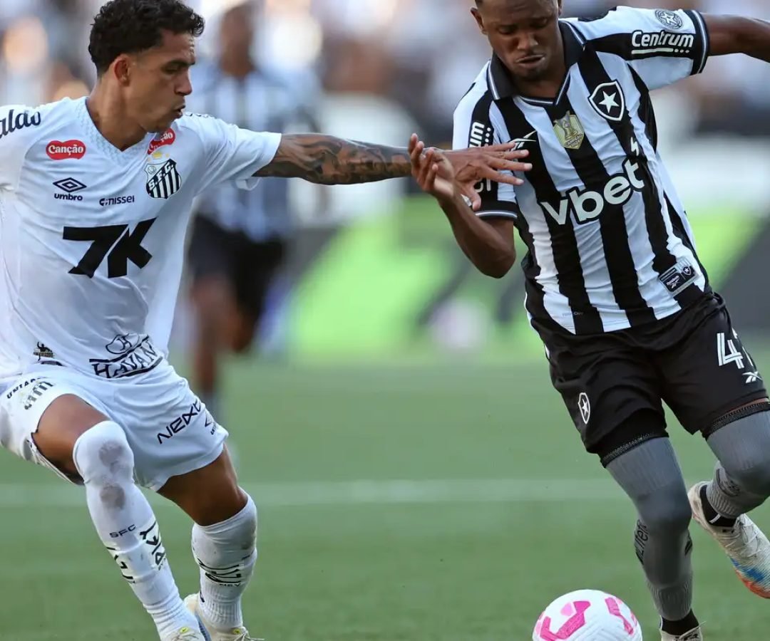 Botafogo fica duas vezes à frente, mas cede empate ao Santos no Rio