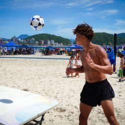 Pontal do Paraná e Guaratuba têm comércios aquecidos no início da temporada de verão