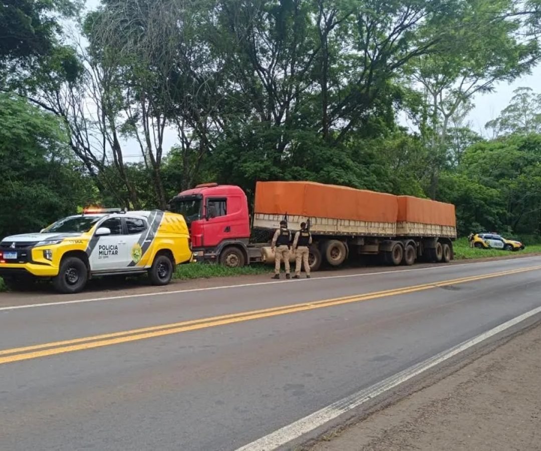 Com caminhão furtado, paraguaio morre em confronto com a PM