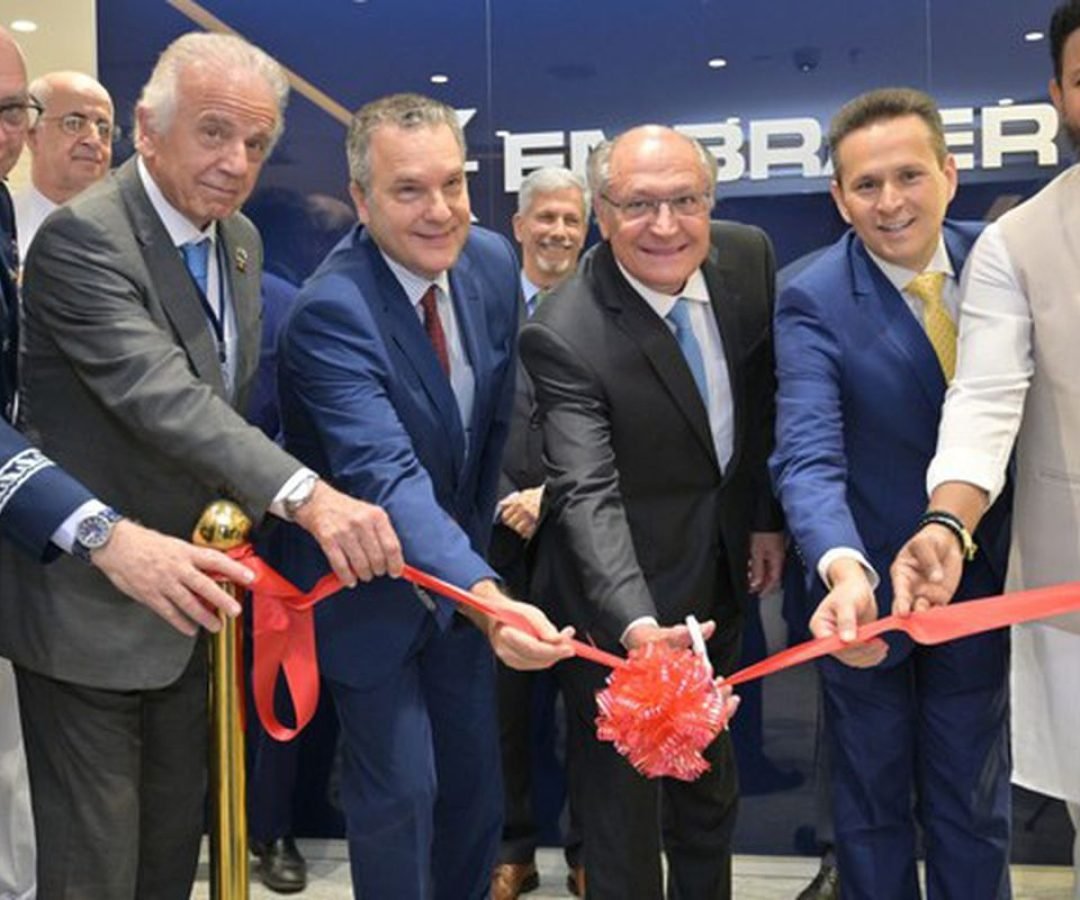 Brasil amplia presença na Índia com novo escritório da Embraer