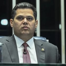 ALCOLUMBRE-PLENARIO-SENADO-28-10-25.jpg
