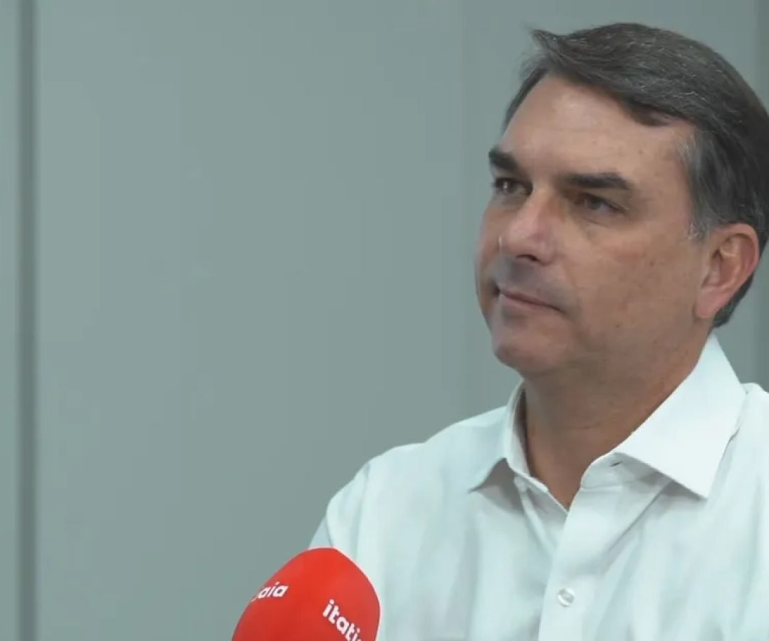 BR_CNN_020626_LINK_ENTREVISTA_FLAVIO_BOLSONARO_FECHADA_frame_94726.jpeg