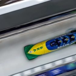 Brasil-se-classifica-para-ultima-descida-no-Bobsled.jpg