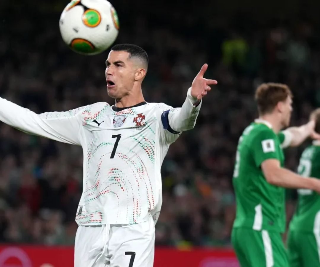 Cristiano-Ronaldo-Irlanda-Portugal-e1763069883409.jpg