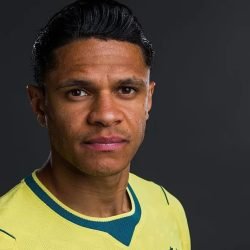 Douglas-Santos-lateral-da-Selecao.jpg