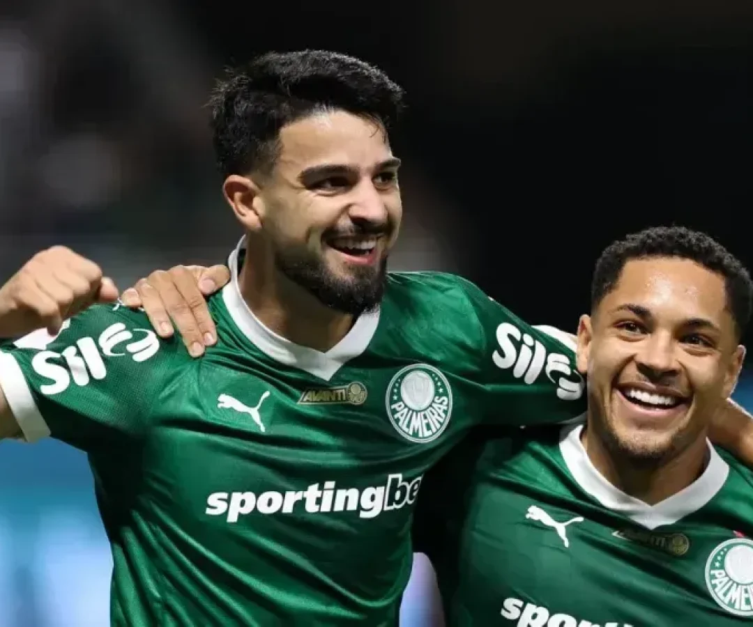 Flaco-Lopez-e-Vitor-Roque-formam-dupla-de-ataque-no-Palmeiras.webp.webp