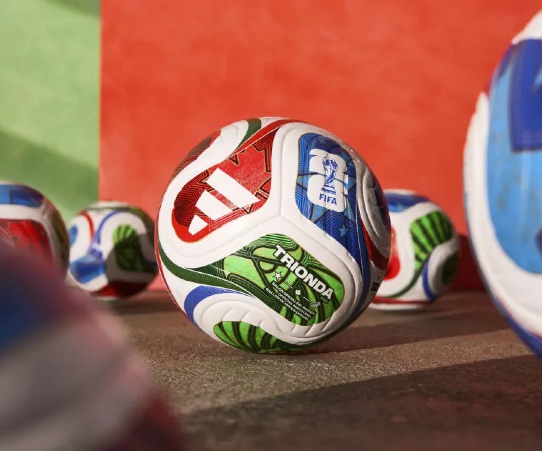 H24587-WC26_OMB_Global_Product_Pro_Ball_Family_Shot_2_16x9-1355532.jpg