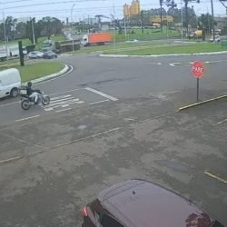 Acidente é registrado no Trevo da Portal, na BR-277, em Cascavel