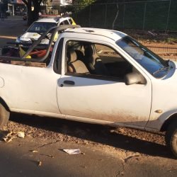Três são presos com Courier furtada e carregada com bicicletas