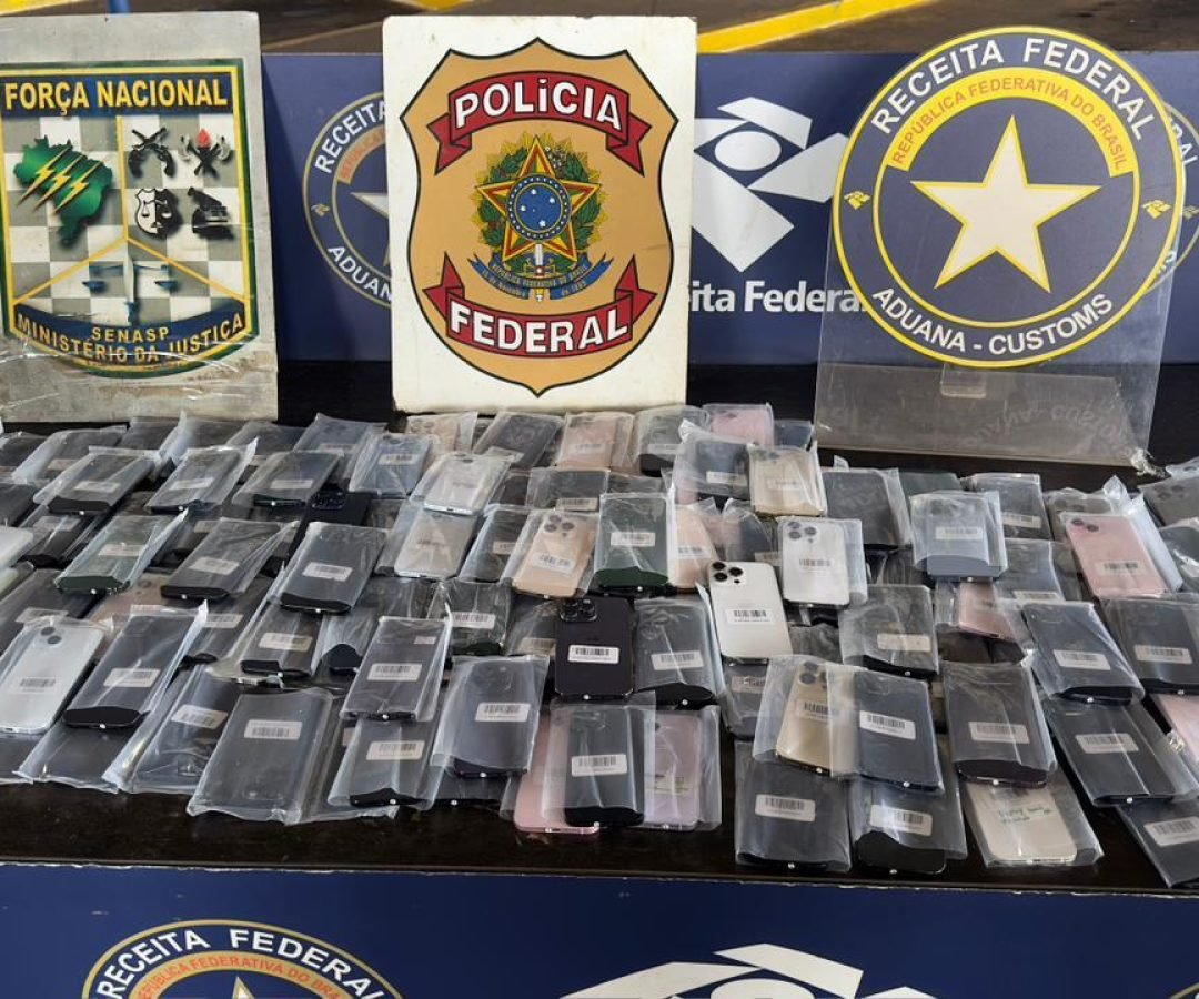 Receita Federal apreende mais de R$ 300 mil em smartphones e diversos anabolizantes na Ponte da Amizade