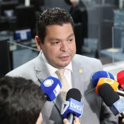 CNH Social e Regulariza Paraná são aprovados na Alep e vão beneficiar milhares de paranaenses, destaca Gugu Bueno