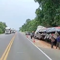 Acidente com caminhão é registrado na BR-277