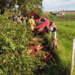 Capotamento é registrado na PR-488; ao menos uma pessoa morreu