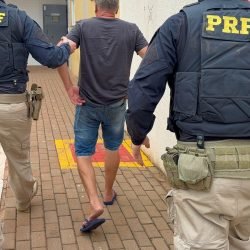 PRF apreende mais de 83 quilos de cocaína escondidos em pneus de carreta em Cascavel