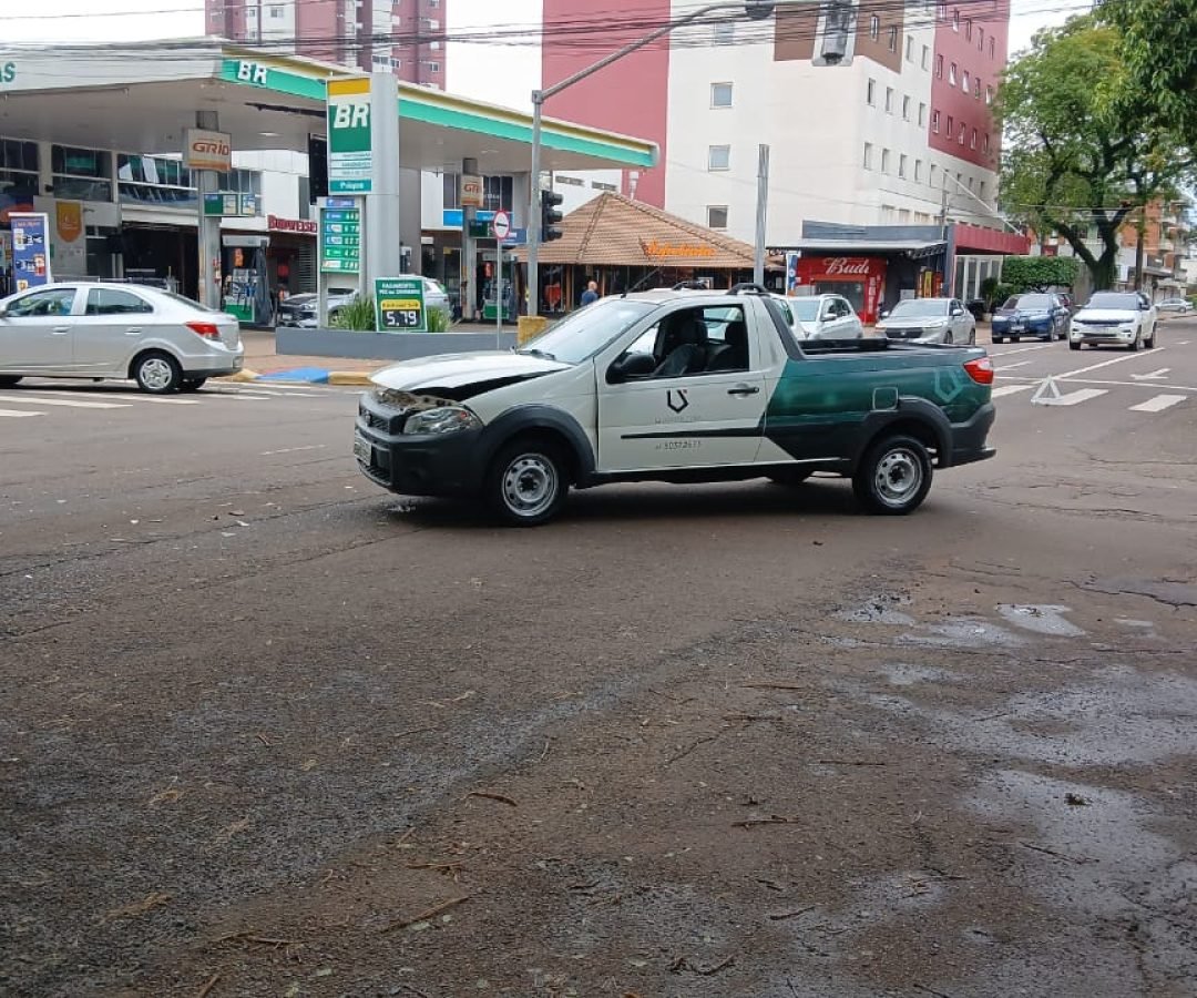 Scenic e Strada batem no centro de Cascavel