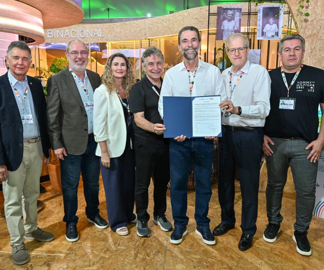 Itaipu Binacional e Ministério do Meio Ambiente assinam acordo de cooperação técnica na COP30