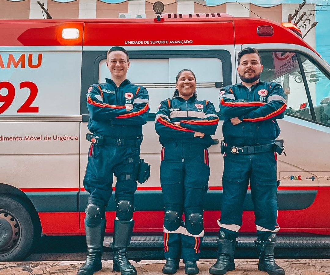 Bebê nasce dentro de ambulância durante deslocamento para o hospital