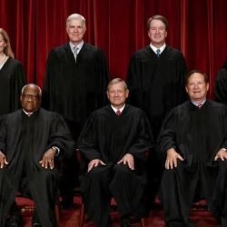 JUIZES-DA-SUPREMA-CORTE-DOS-EUA.jpg