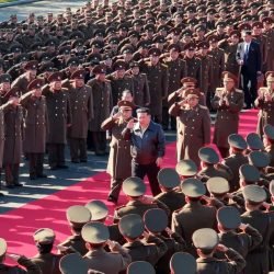 Lider-da-Coreia-do-Norte-Kim-Jong-un-durante-visita-em-Tokchon-02112025-KCNA-via-REUTERS.jpg