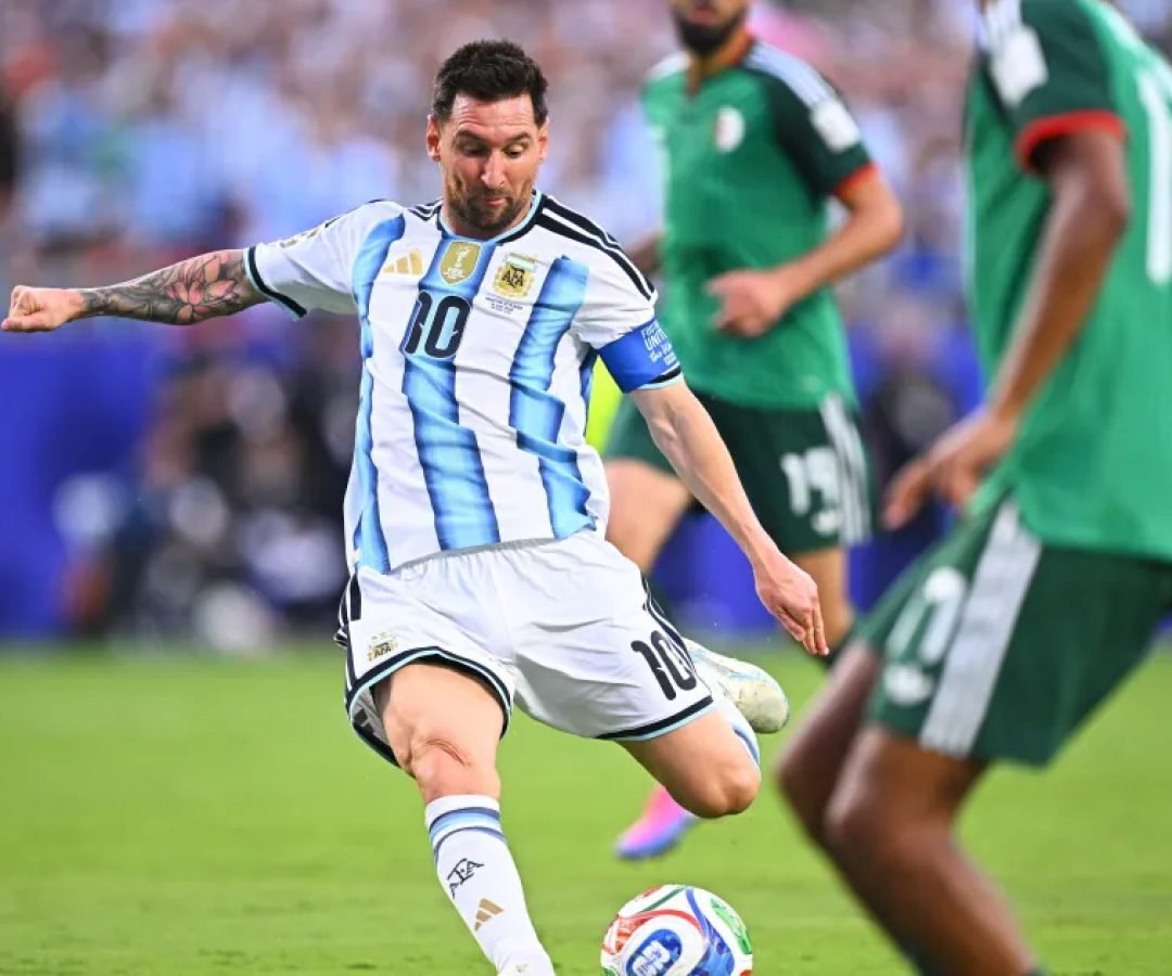 Messi-argentina-argelia-copa-do-mundo.jpg
