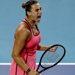 Miami-Open-Com-Ronaldo-na-torcida-Sabalenka-vence-Rybakina-e-vai-a-final-e1774582210777.jpg