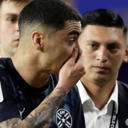 Miguel-Almiron-tapa-boca-Paraguai-e1781927826166.jpg